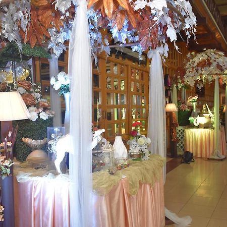 Hotel Royal Palace Rawalpindi Bagian luar foto