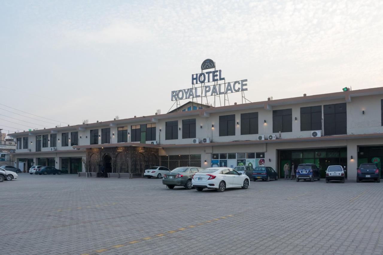 Hotel Royal Palace Rawalpindi Bagian luar foto